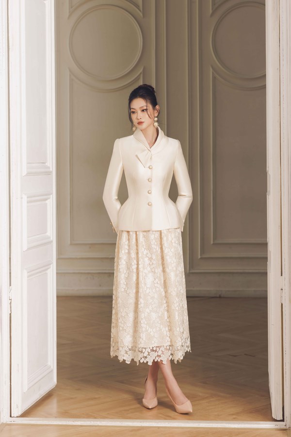 Serena Blazer